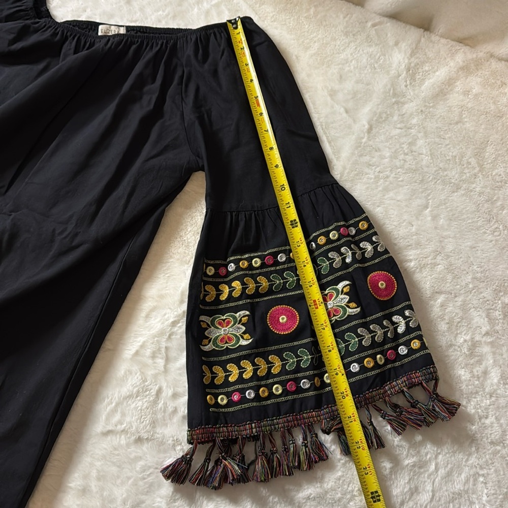 Velzera Black Boho Embroidered Tassel Trim Tunic Blouse- size L - Picture 16 of 16